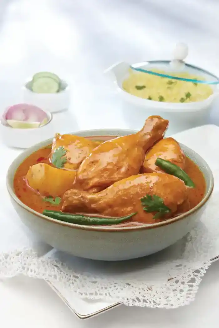 Venky's Spices Bengali Chicken Curry Homestyle front pack image
